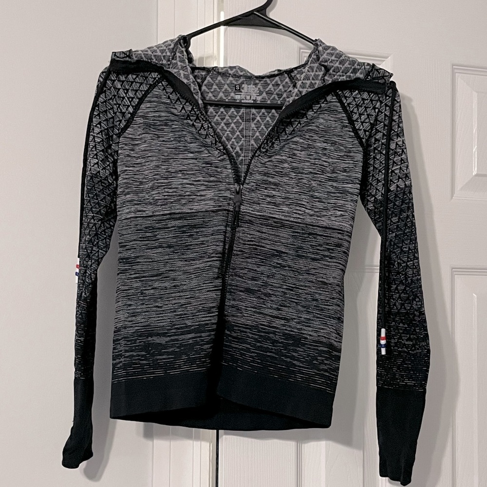 Hooded zipper jacket